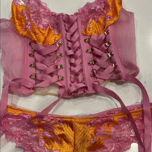 Savage X Fenty Pink and Yellow Lace Corset Bra Set - Picture 3 of 6